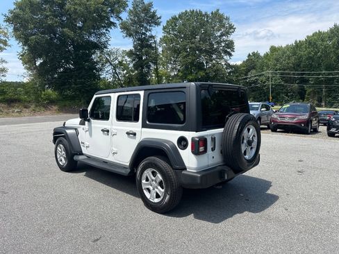 Used 2018 Jeep Wrangler Unlimited Sport S AWD/4WD image 5