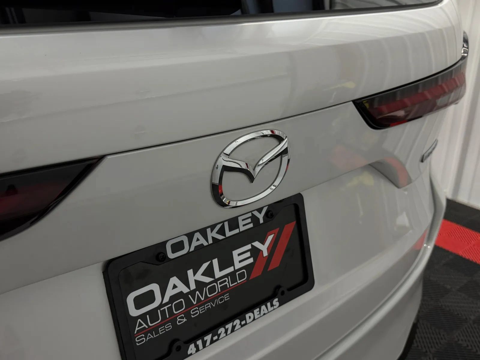 Used 2024 MAZDA CX-90 Plug-In Hybrid w/ Premium Plus AWD/4WD image 16