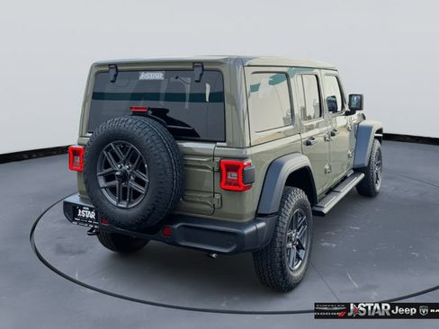 Used 2026 Jeep Wrangler Unlimited Sport AWD/4WD image 5