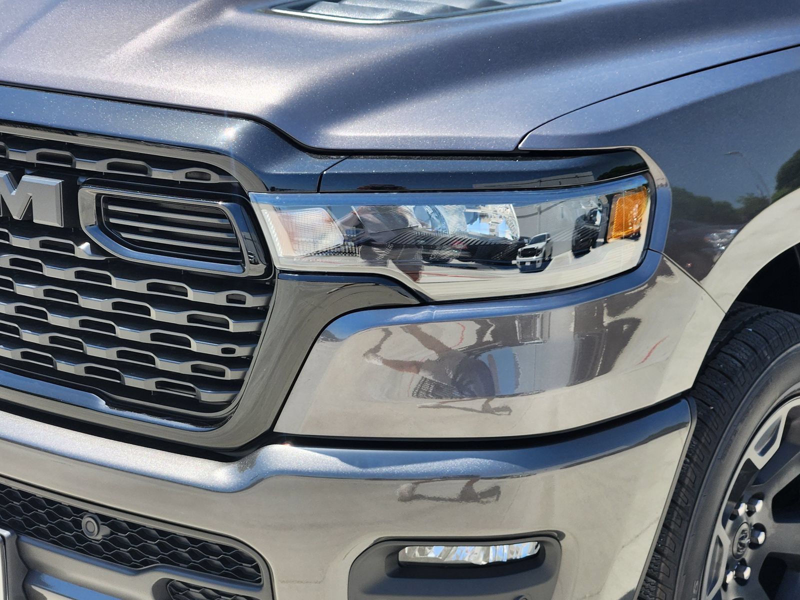 New 2026 RAM 1500 Express AWD/4WD image 9