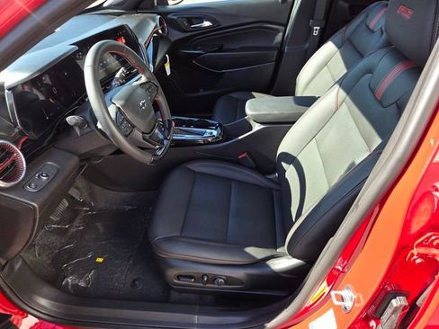 Certified 2026 Chevrolet Trax RS w/ Sunroof Package FWD image 10