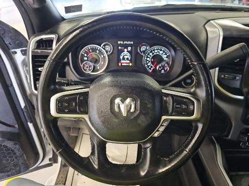 Used 2024 RAM 2500 Big Horn w/ Off Road Package AWD/4WD image 8