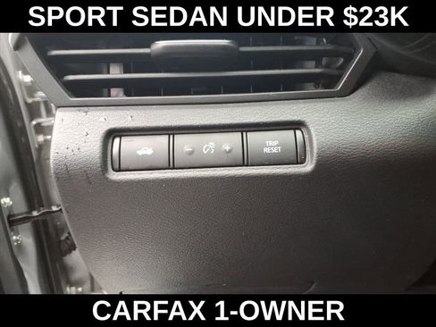 Used 2024 Nissan Altima 2.5 SR FWD image 17