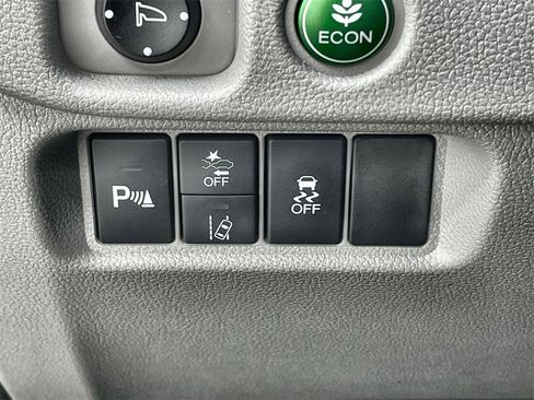 Used 2019 Honda Pilot Touring image 17