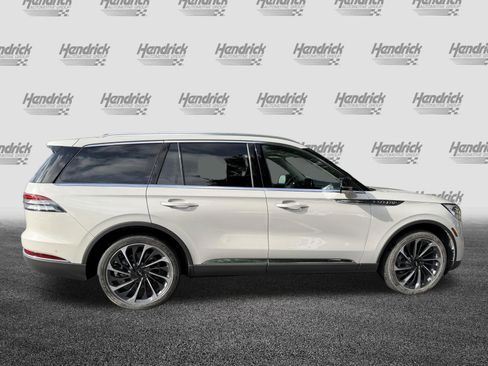 Used 2023 Lincoln Aviator Reserve w/ Equipment Group 201A AWD/4WD image 10