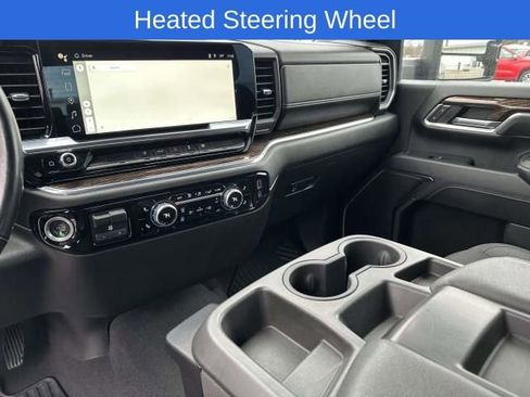 Used 2024 GMC Sierra 3500 SLE w/ SLE Value Package AWD/4WD image 17