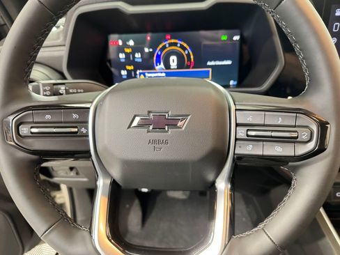 New 2026 Chevrolet Colorado Trail Boss AWD/4WD image 14