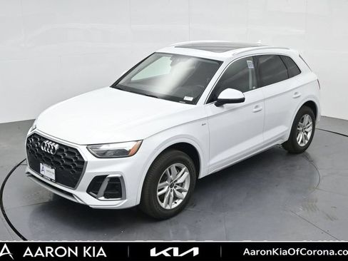Used 2023 Audi Q5 2.0T Premium w/ Convenience Package AWD/4WD image 43