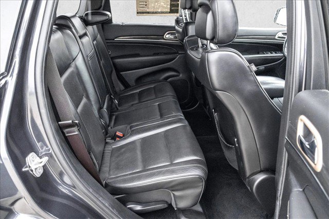 Used 2014 Jeep Grand Cherokee Overland AWD/4WD image 24