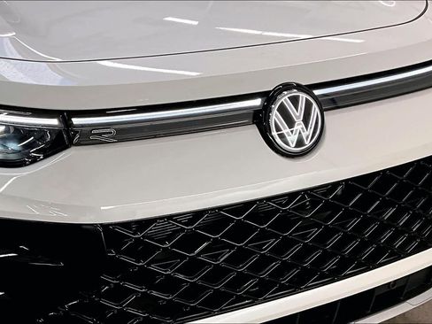 New 2026 Volkswagen Tiguan SEL R-Line image 34