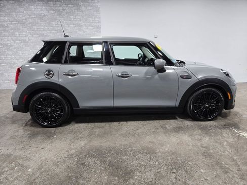Used 2023 MINI Cooper S image 3