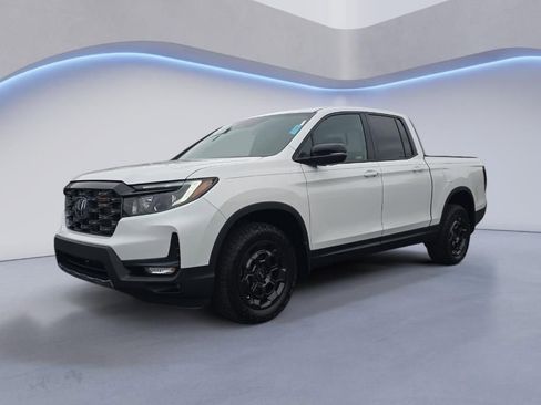 New 2025 Honda Ridgeline TrailSport+ image 2