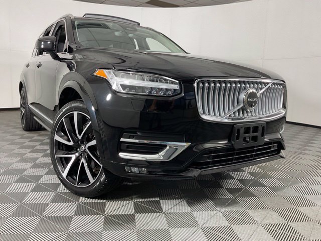 Certified 2025 Volvo XC90 B5 Plus w/ Protection Package AWD/4WD image 43