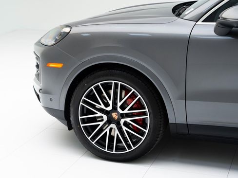 New 2026 Porsche Cayenne S image 11