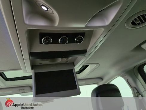 Used 2012 Chrysler Town & Country Limited w/ Luxury Group FWD image 40
