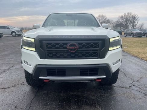 Used 2022 Nissan Frontier PRO-4X image 6