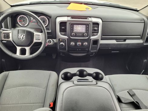 Used 2024 RAM 1500 Classic SLT image 9