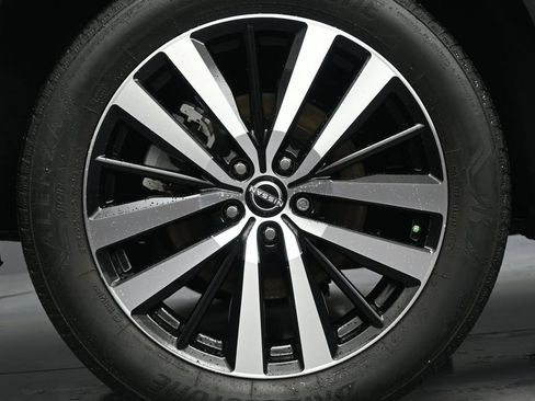 Used 2024 Nissan Pathfinder Platinum w/ Cargo Package FWD image 12