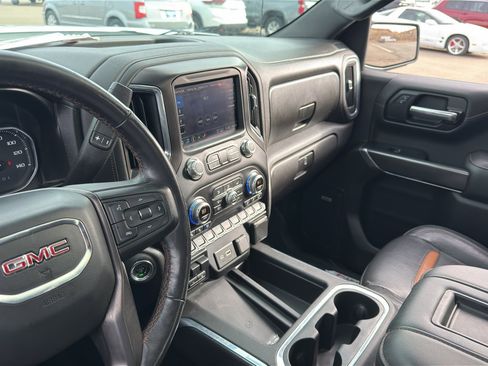 Used 2020 GMC Sierra 1500 AT4 w/ AT4 Premium Package AWD/4WD image 12