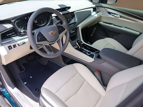 Certified 2026 Cadillac XT5 Premium Luxury w/ Driver Assist Package FWD image 10