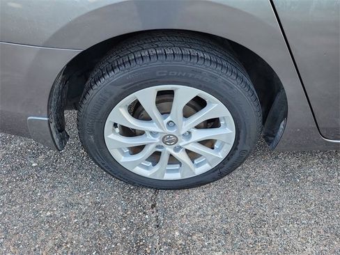 Used 2017 Nissan Sentra S w/ S Style Package image 7