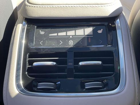 New 2026 Volvo XC90 B5 Core image 4