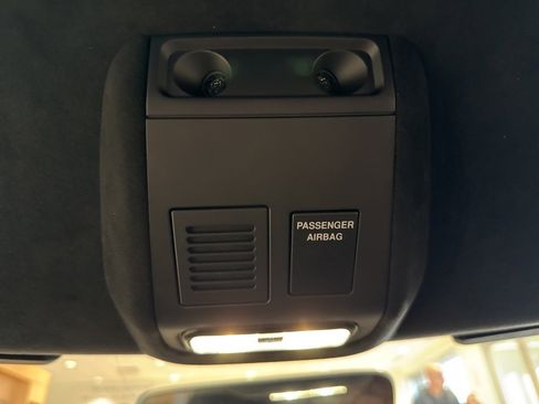 Used 2022 Ford GT image 24