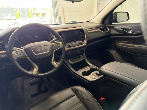 Used 2023 GMC Acadia Denali w/ Black Diamond Edition FWD image 28