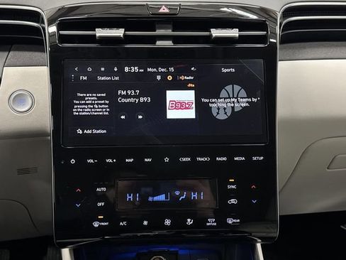 Used 2024 Hyundai Tucson Limited image 9