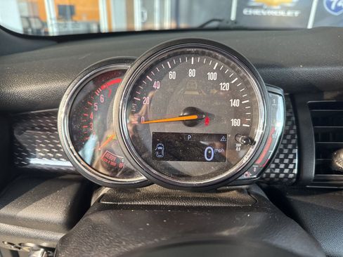 Used 2019 MINI Cooper S w/ Signature Upholstery Package image 22