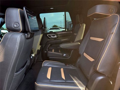 Used 2024 GMC Yukon AT4 w/ AT4 Premium Plus Package AWD/4WD image 22