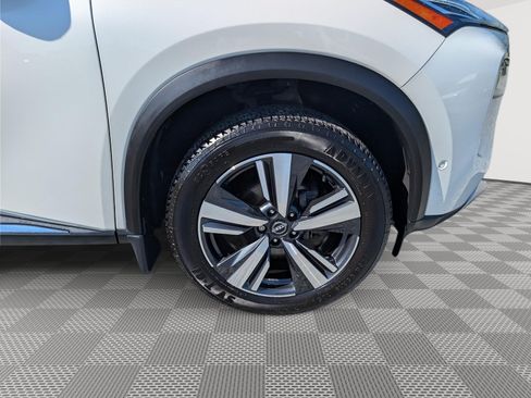 Used 2022 Nissan Rogue Platinum AWD/4WD image 9