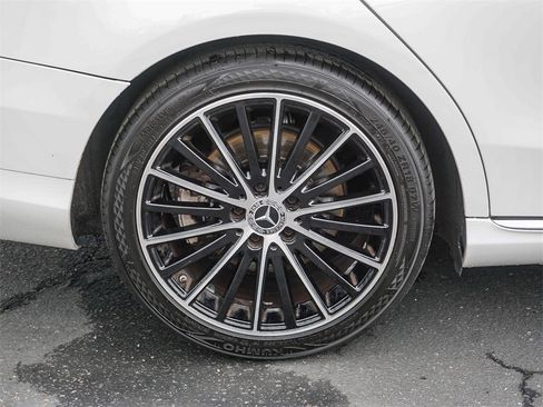 Used 2019 Mercedes-Benz C 300 Sedan image 8