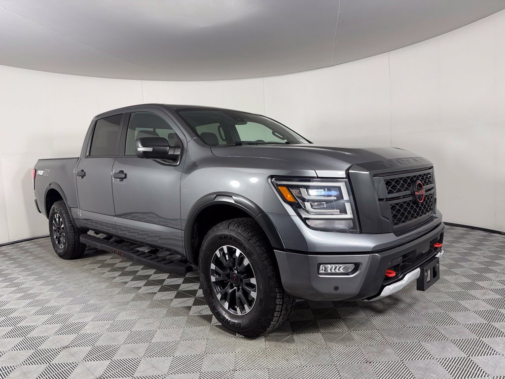 Used 2024 Nissan Titan PRO-4X w/ Pro-4x Convenience Package AWD/4WD image 5