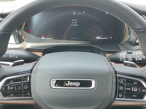 Used 2023 Jeep Grand Cherokee L Summit w/ Advanced Protech Group IV AWD/4WD image 12
