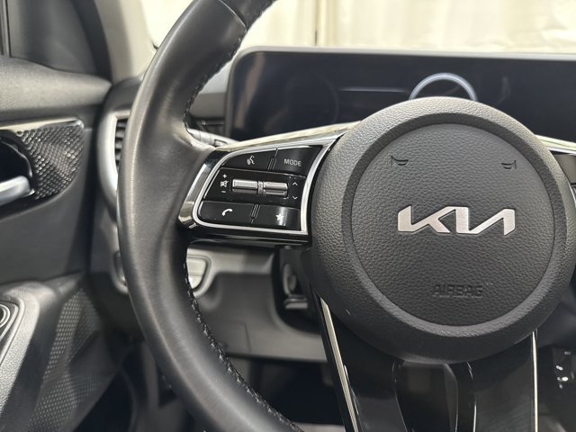 Used 2024 Kia Seltos S AWD/4WD image 4