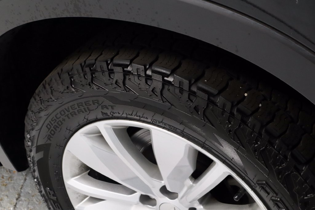 Used 2025 Mitsubishi Outlander ES AWD/4WD image 18