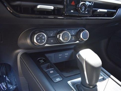 New 2025 Nissan Kicks SV w/ SV Premium Package image 26