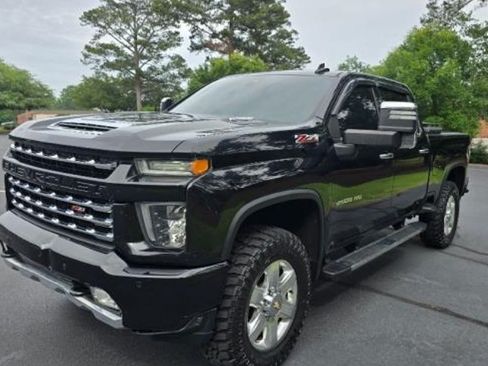 Used 2021 Chevrolet Silverado 2500 LTZ w/ Z71 Chrome Sport Edition AWD/4WD image 3