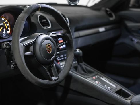 Used 2023 Porsche 718 Cayman GT4 RS RWD image 31