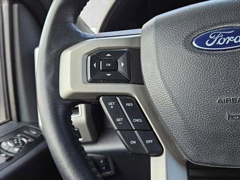 Certified 2022 Ford F250 Lariat w/ Tremor Off-Road Package AWD/4WD image 24