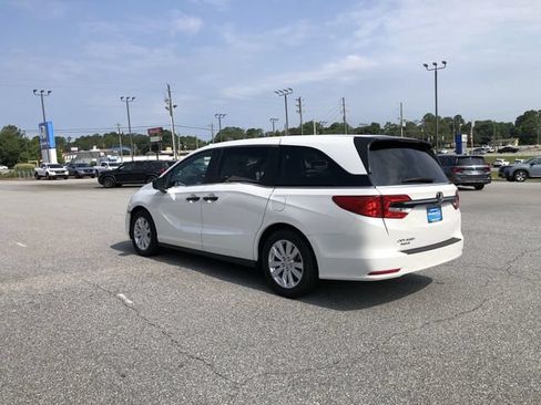 Certified 2021 Honda Odyssey LX image 6