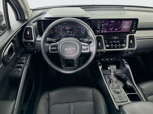 Used 2022 Kia Sorento S FWD image 22