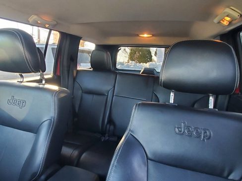 Used 2012 Jeep Liberty Sport image 22