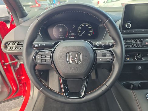 Certified 2025 Honda HR-V Sport image 24