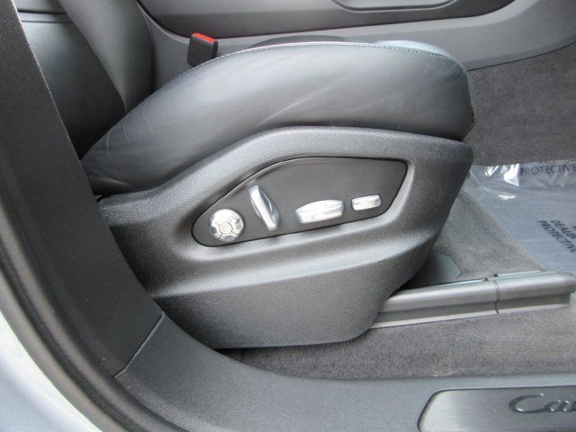 Used 2021 Porsche Cayenne GTS AWD/4WD image 28