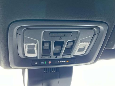 New 2025 Chevrolet Silverado 1500 ZR2 w/ Technology Package image 31