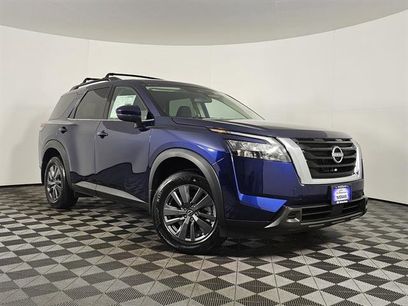 New 2025 Nissan Pathfinder SV
