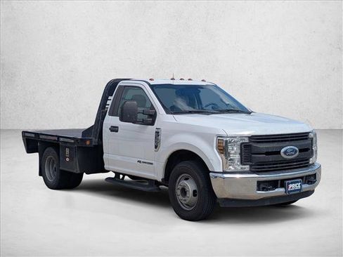 Used 2019 Ford F350 XL w/ XL Value Package RWD image 3