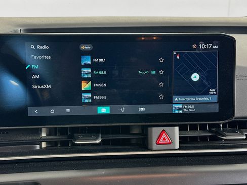 Used 2026 Kia Carnival FWD image 21